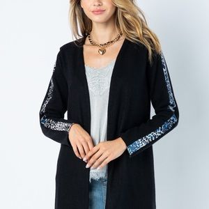 Vocal vest long sleeve cardigans with animal print inlet